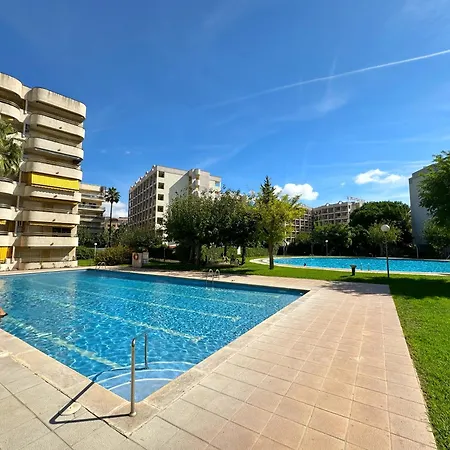 Domuum Holidays - Cordoba * Salou