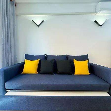 Domuum Holidays - Cordoba Apartment